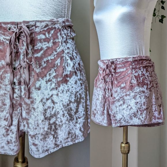 Kendall & Kylie Pants - Kendall and Kylie Pastel Pink Crushed Velvet Corset Front Mini Shorts Festival M
